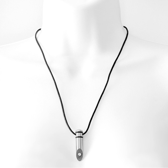 Diamond Bullet Pendant Necklace! - Picture 4 of 8